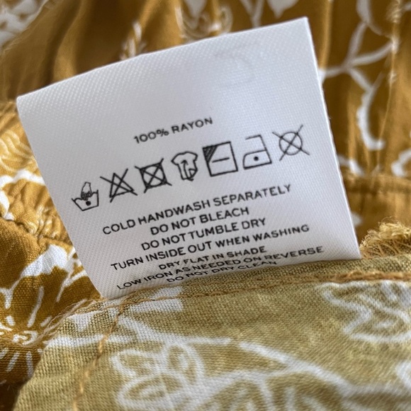 x REVOLVE Lima Jumpsuit in Osaka Marigold Print - Picture 9 of 9